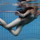 Underwater Tori голая #0008