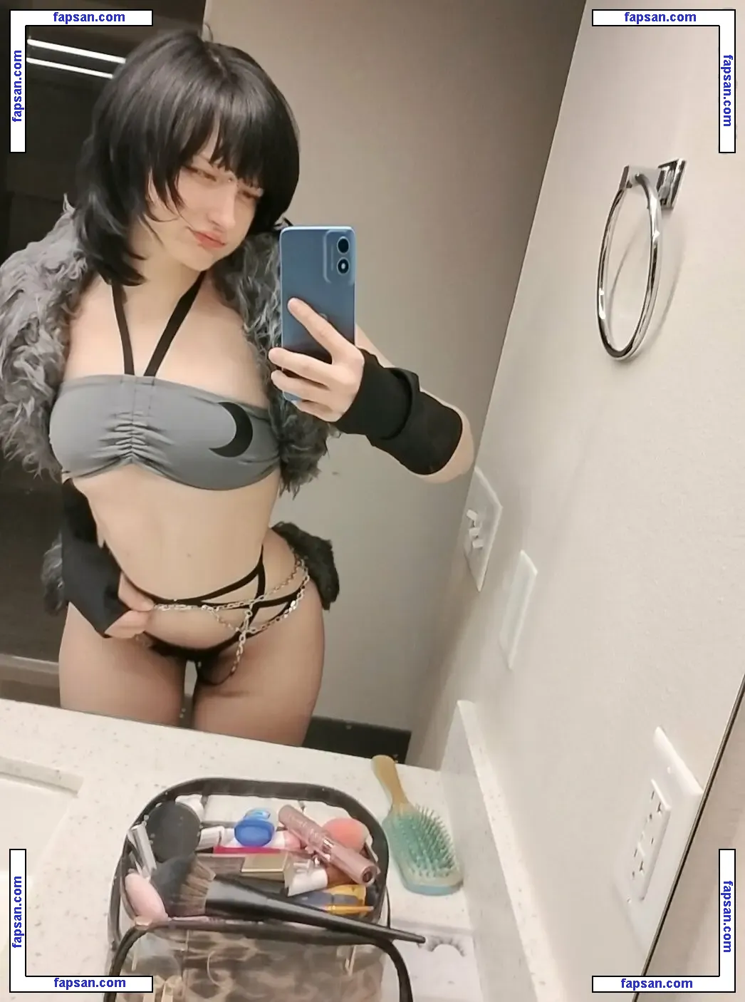 unkyndled nude photo #0077 from OnlyFans