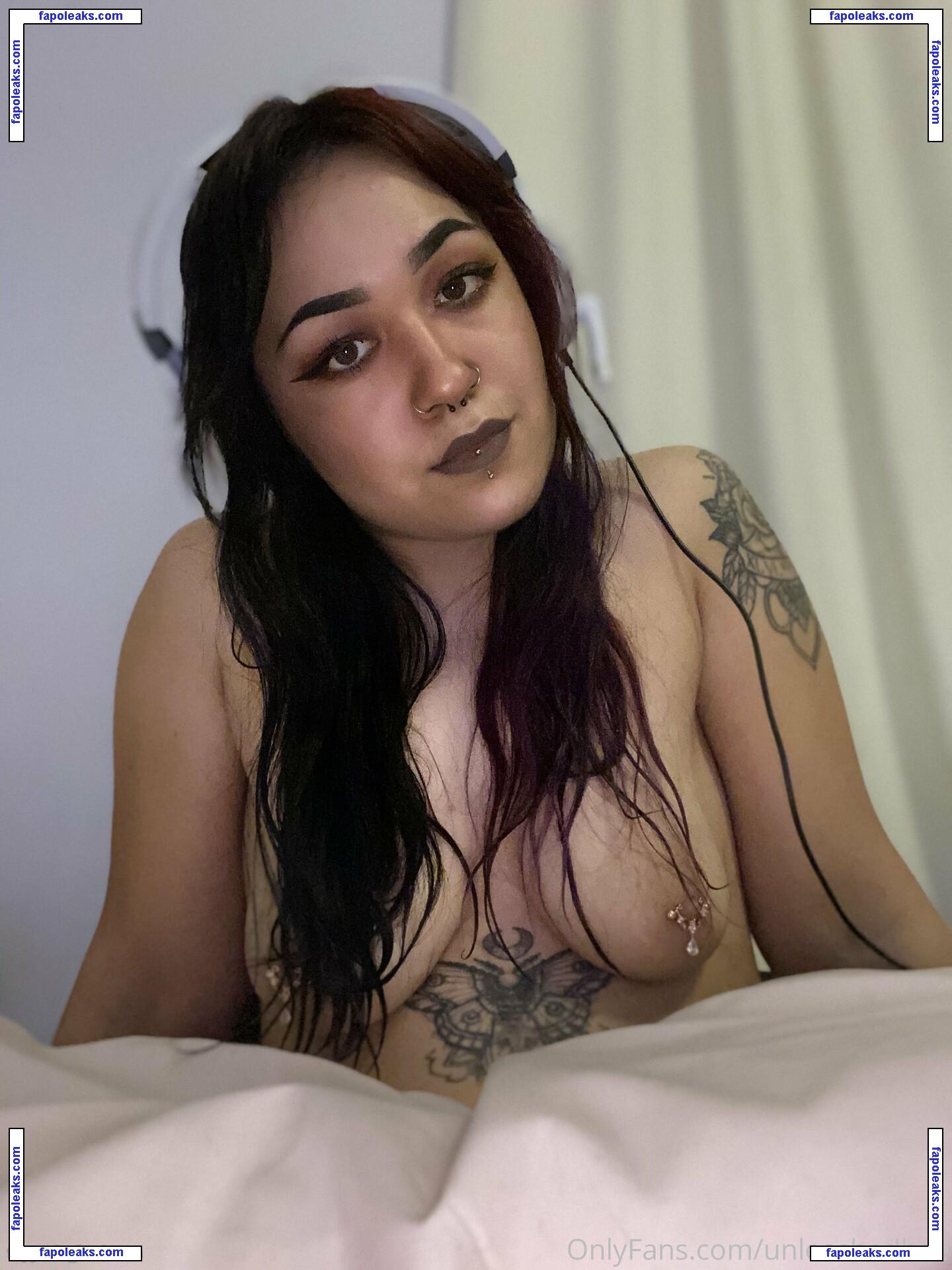 unleashedbee / unleashedb_ nude photo #0061 from OnlyFans