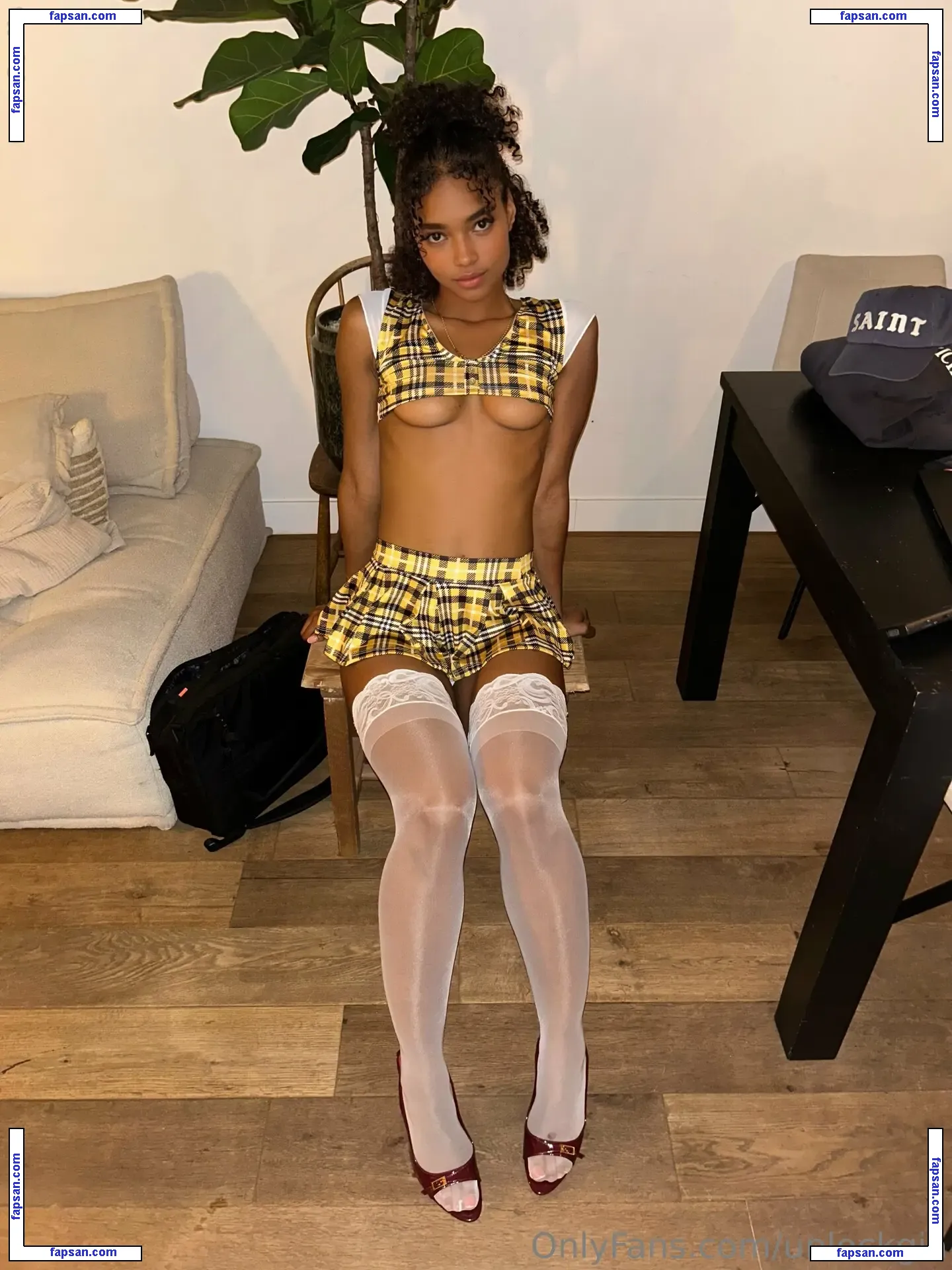 unlockgia nude photo #0046 from OnlyFans