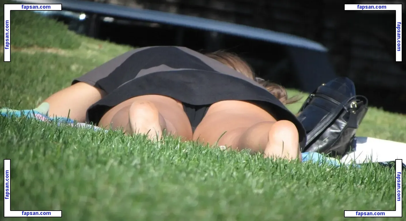 Upskirt - Candids nude photo #0028 from OnlyFans