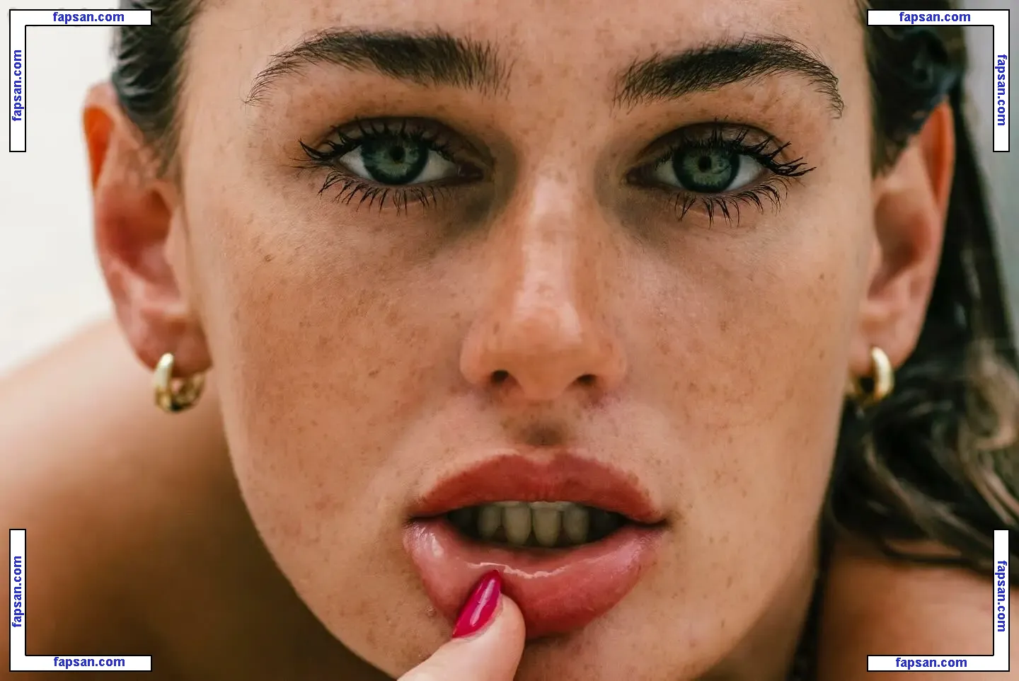 urfavaussiegirl голая фото #0012 с Онлифанс