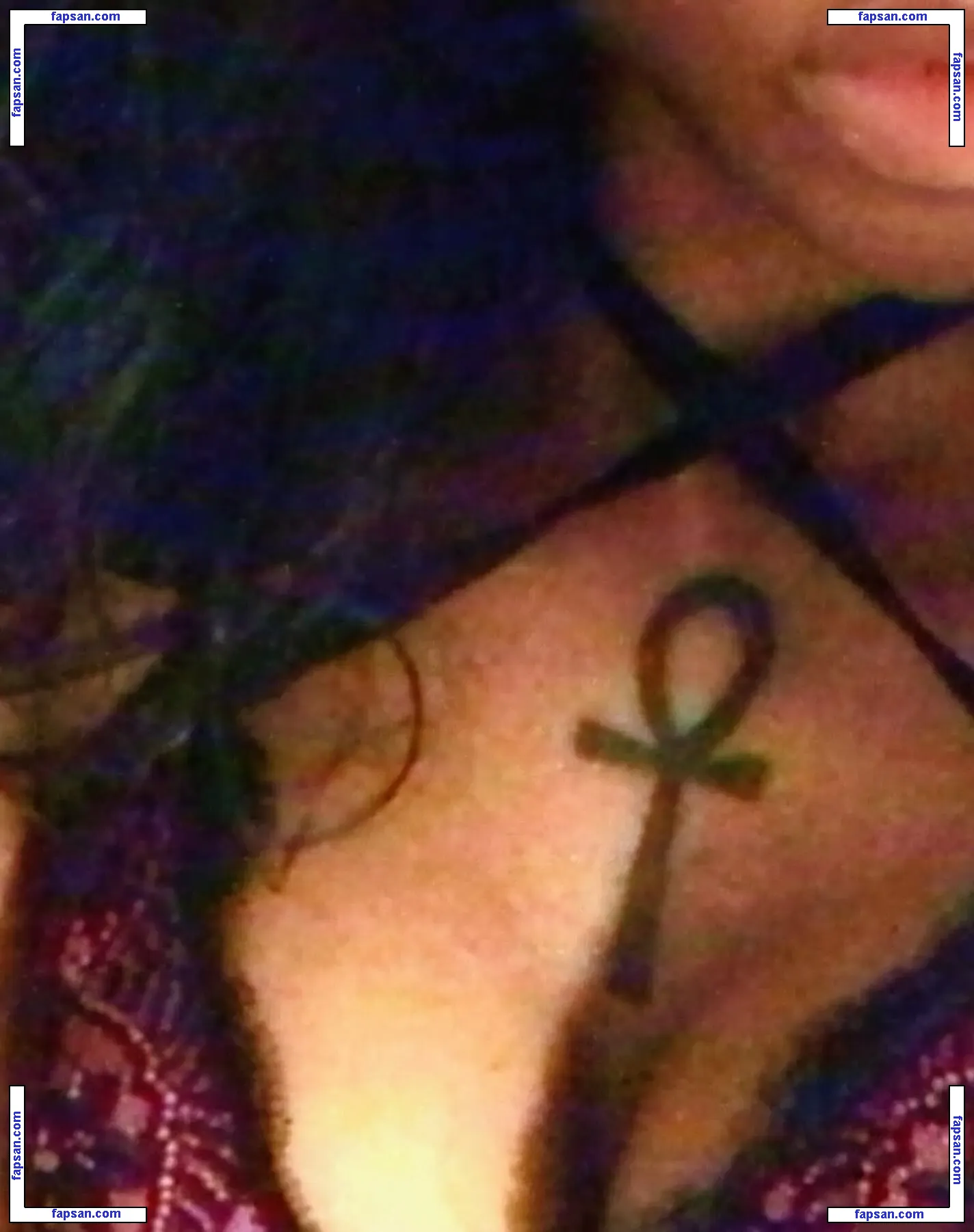 user1937926397 голая фото #0012 с Онлифанс