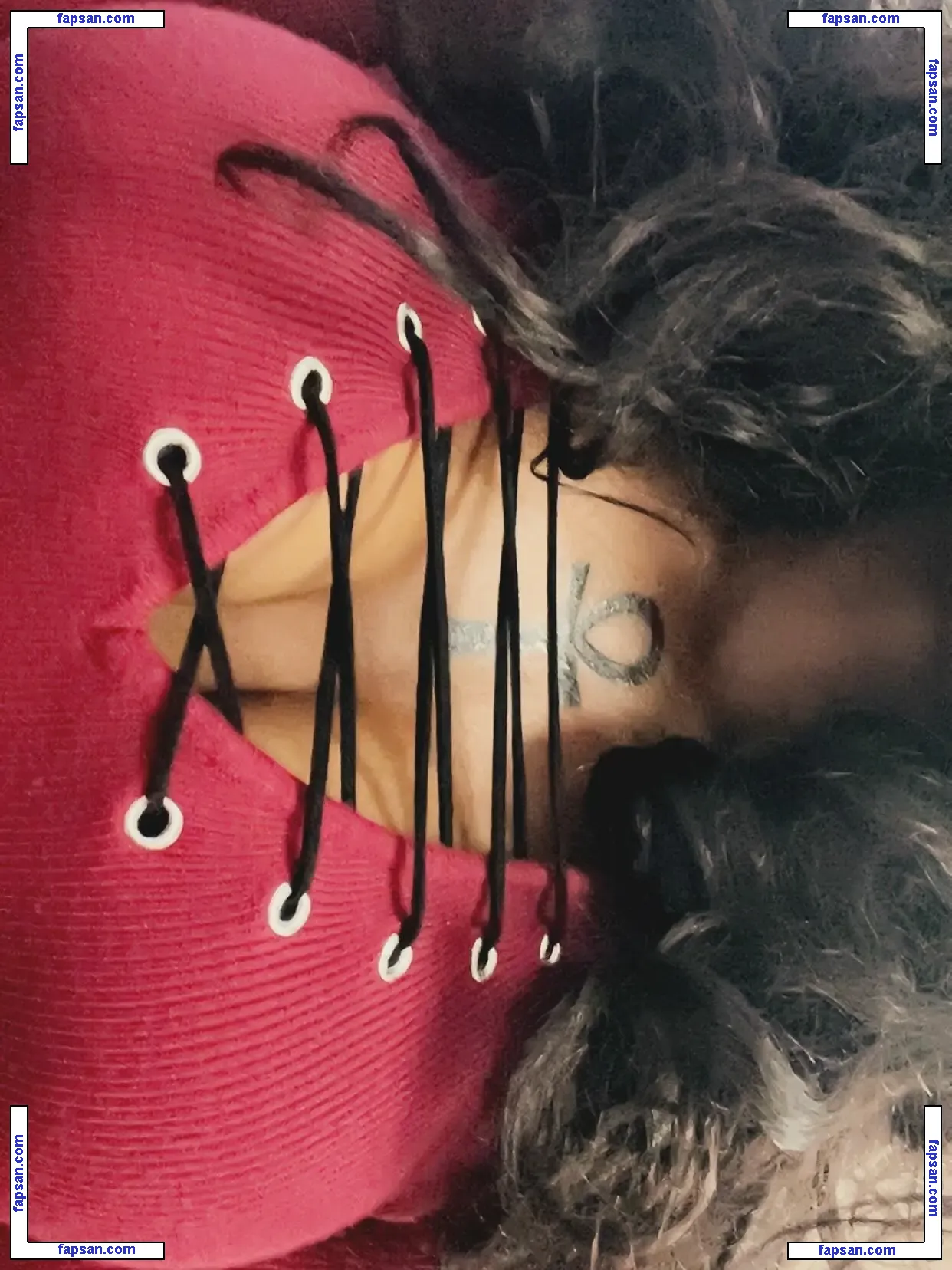 user1937926397 голая фото #0013 с Онлифанс