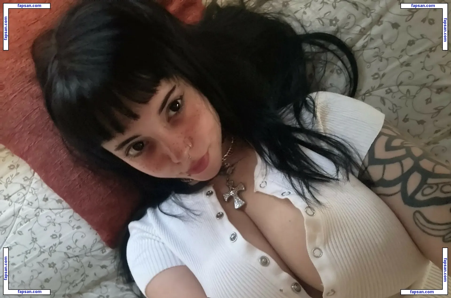 userssarita голая фото #0007 с Онлифанс