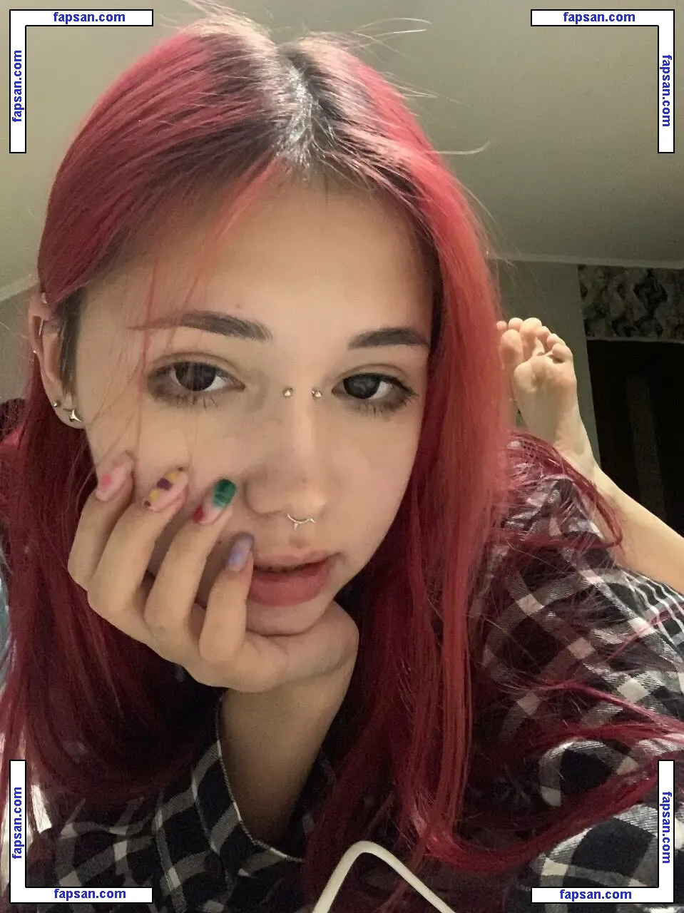 ushkoluv nude photo #0011 from OnlyFans