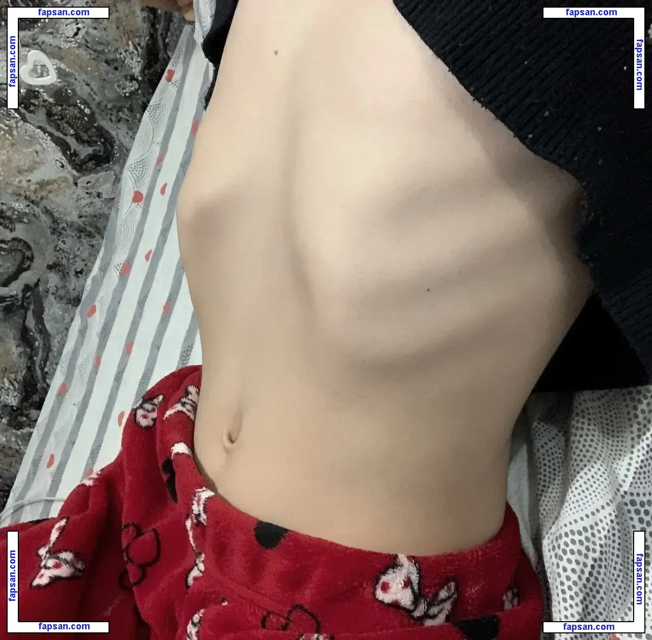 ushkoluv nude photo #0013 from OnlyFans