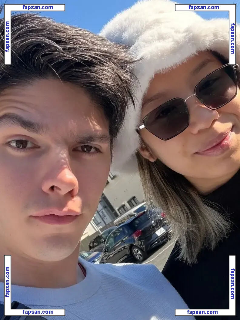 usualwhiterice голая фото #0004 с Онлифанс