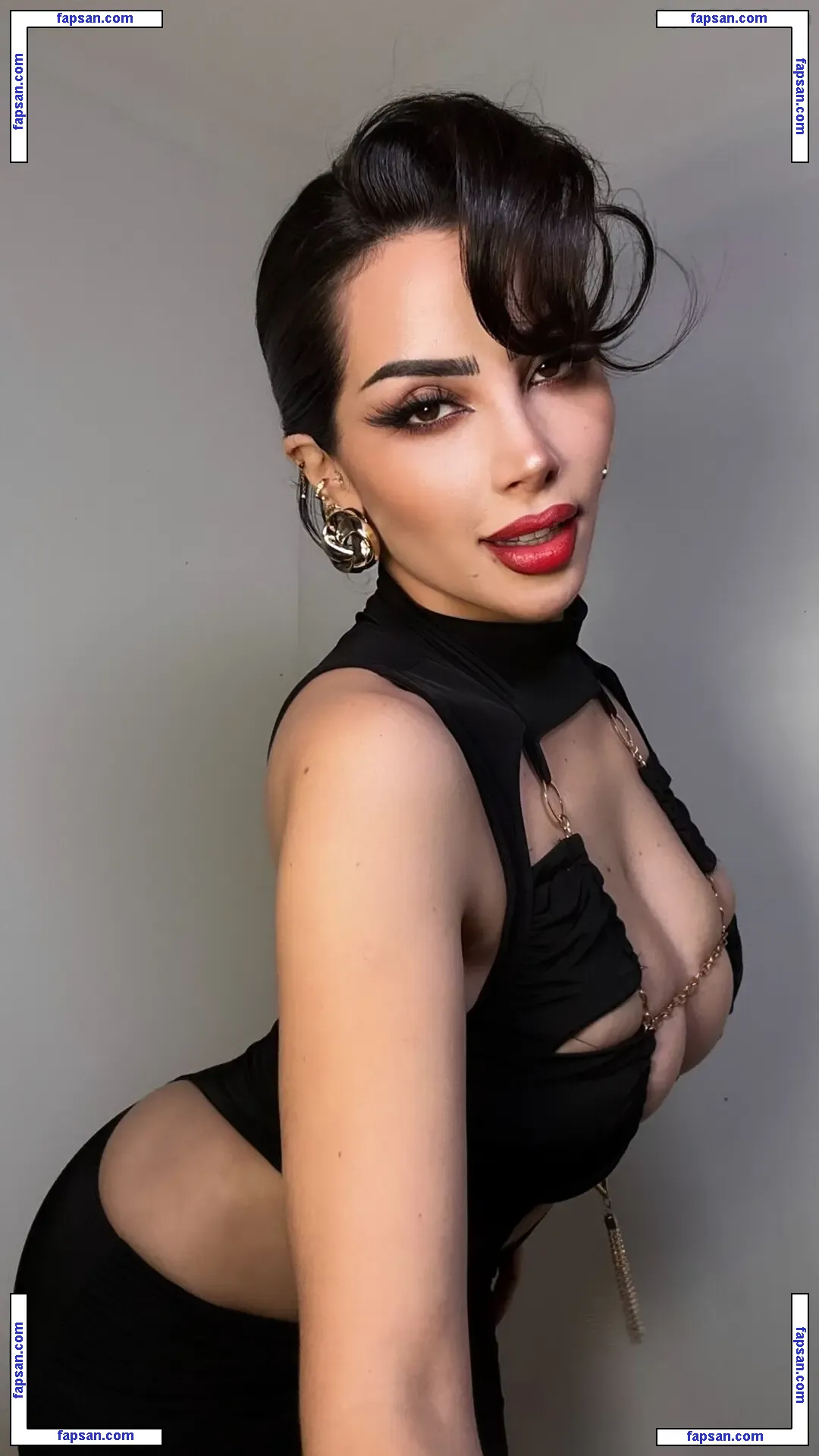 Vaimonroe nude photo #0034 from OnlyFans