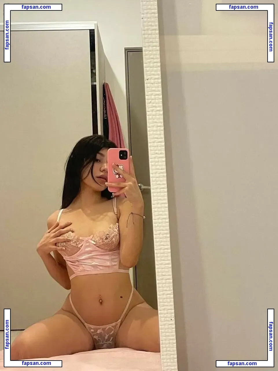 Valberriesmot nude photo #0009 from OnlyFans