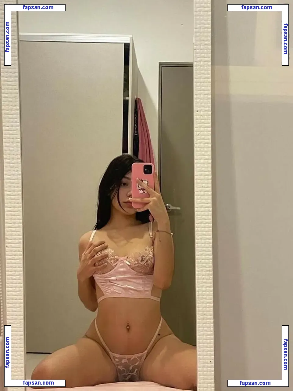 Valberriesmot nude photo #0012 from OnlyFans