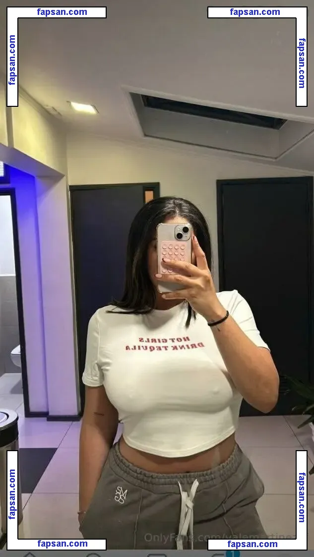 Valemartineez nude photo #0005 from OnlyFans