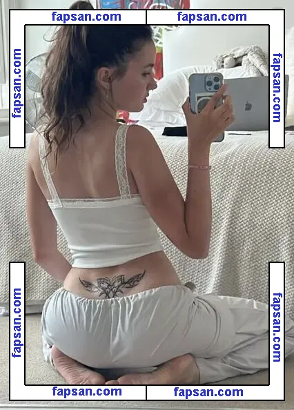 Valencia Grace nude photo #0001 from OnlyFans