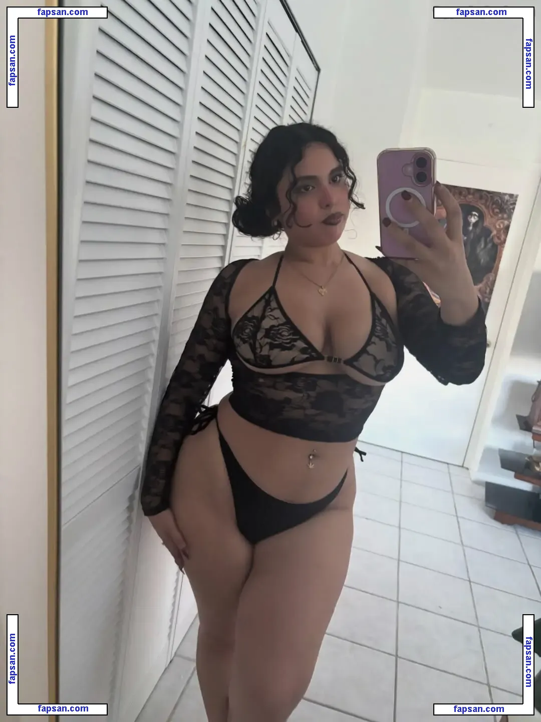 valent1na голая фото #0007 с Онлифанс