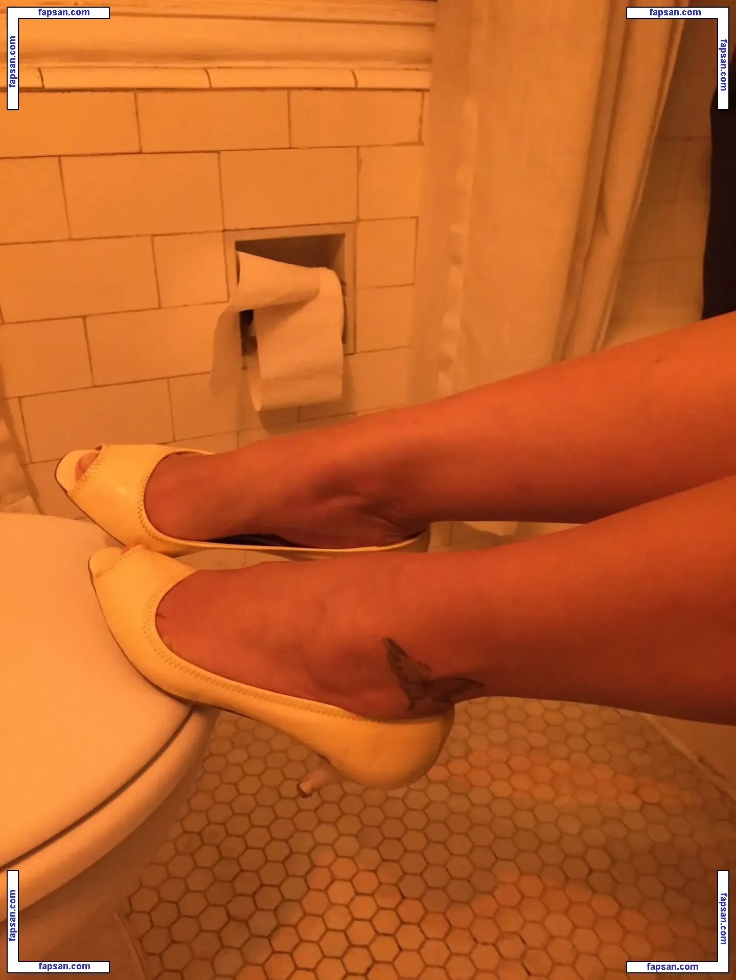 valentiinarose голая фото #0024 с Онлифанс