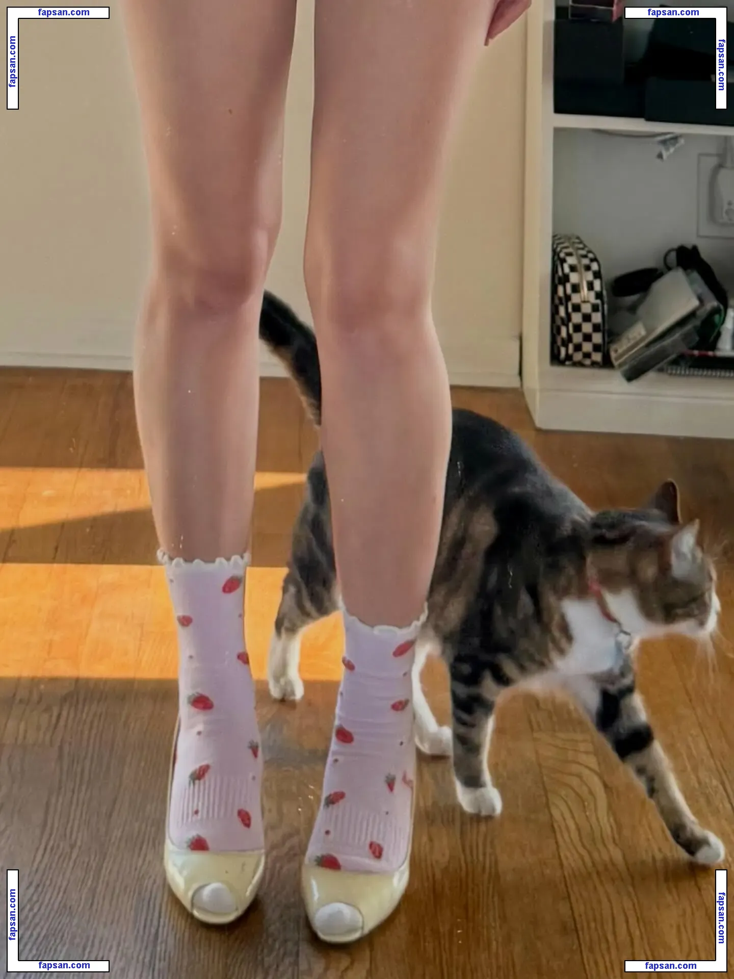 valentiinarose голая фото #0032 с Онлифанс