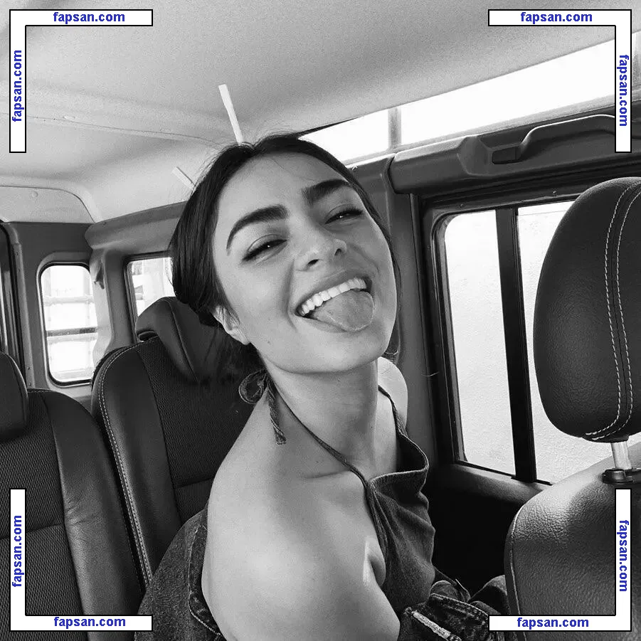 Valentina Buzzurro nude photo #0023 from OnlyFans