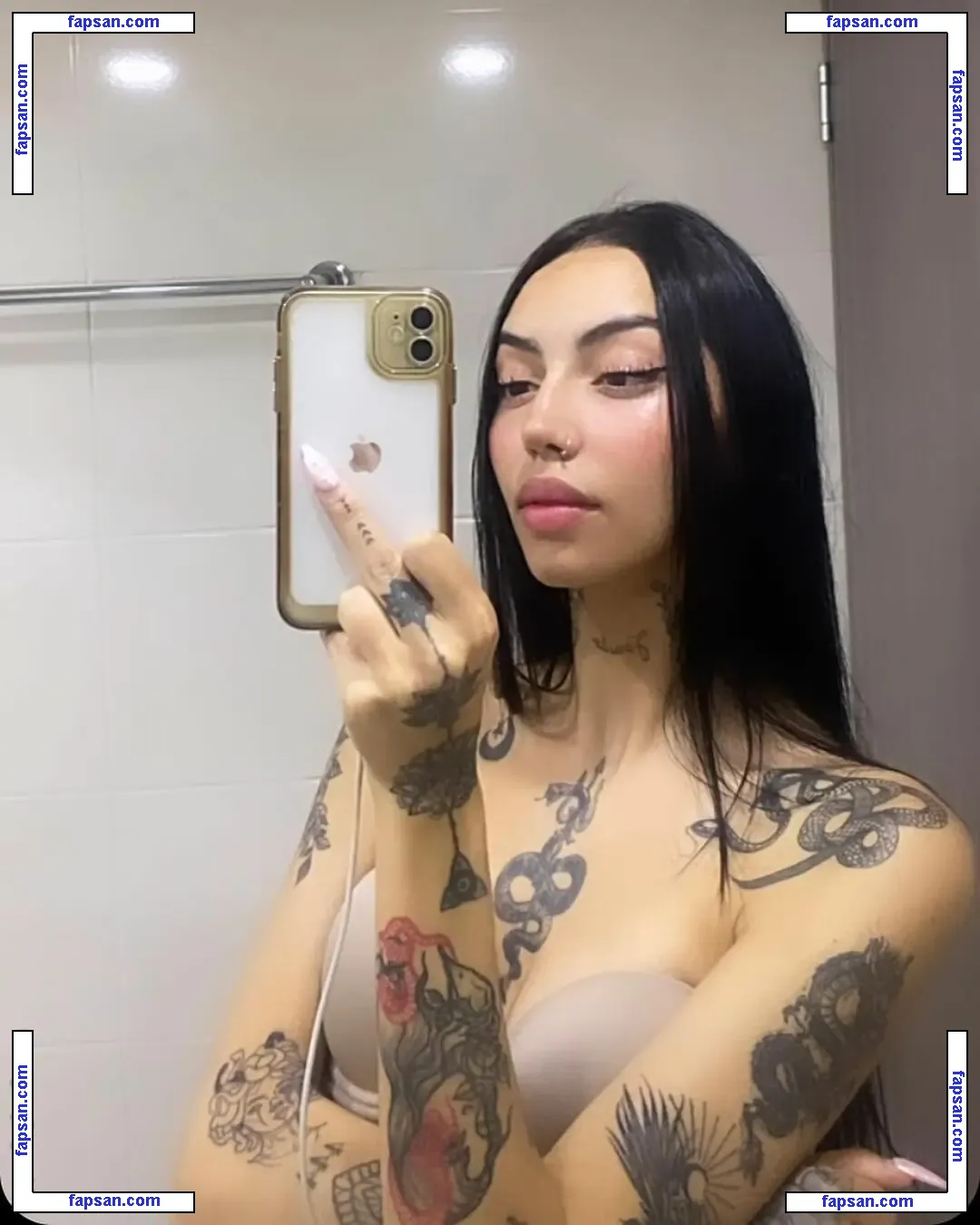 Valentina Muñoz nude photo #0001 from OnlyFans