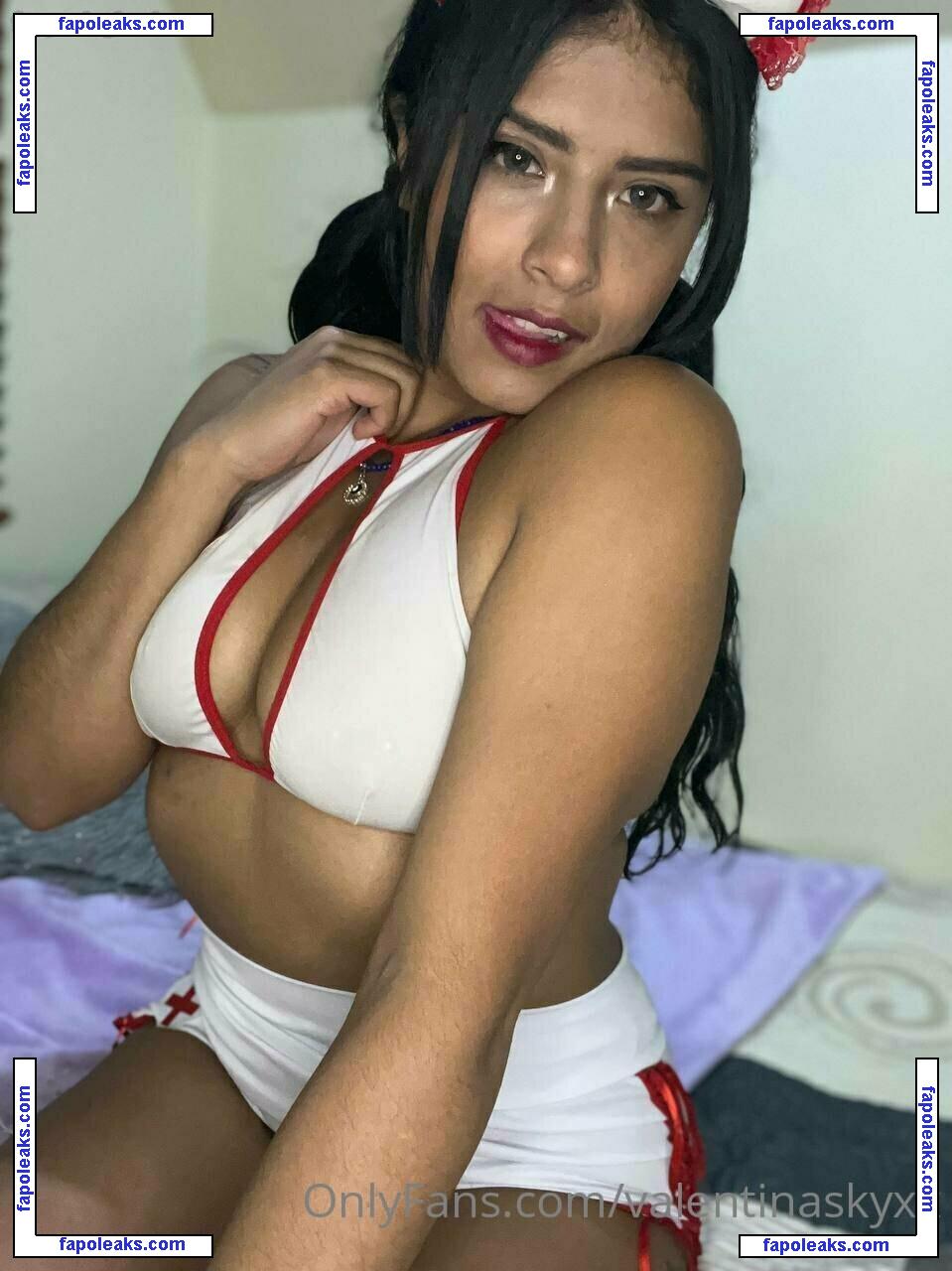 valentinaskyxx / valentinaxxks nude photo #0010 from OnlyFans