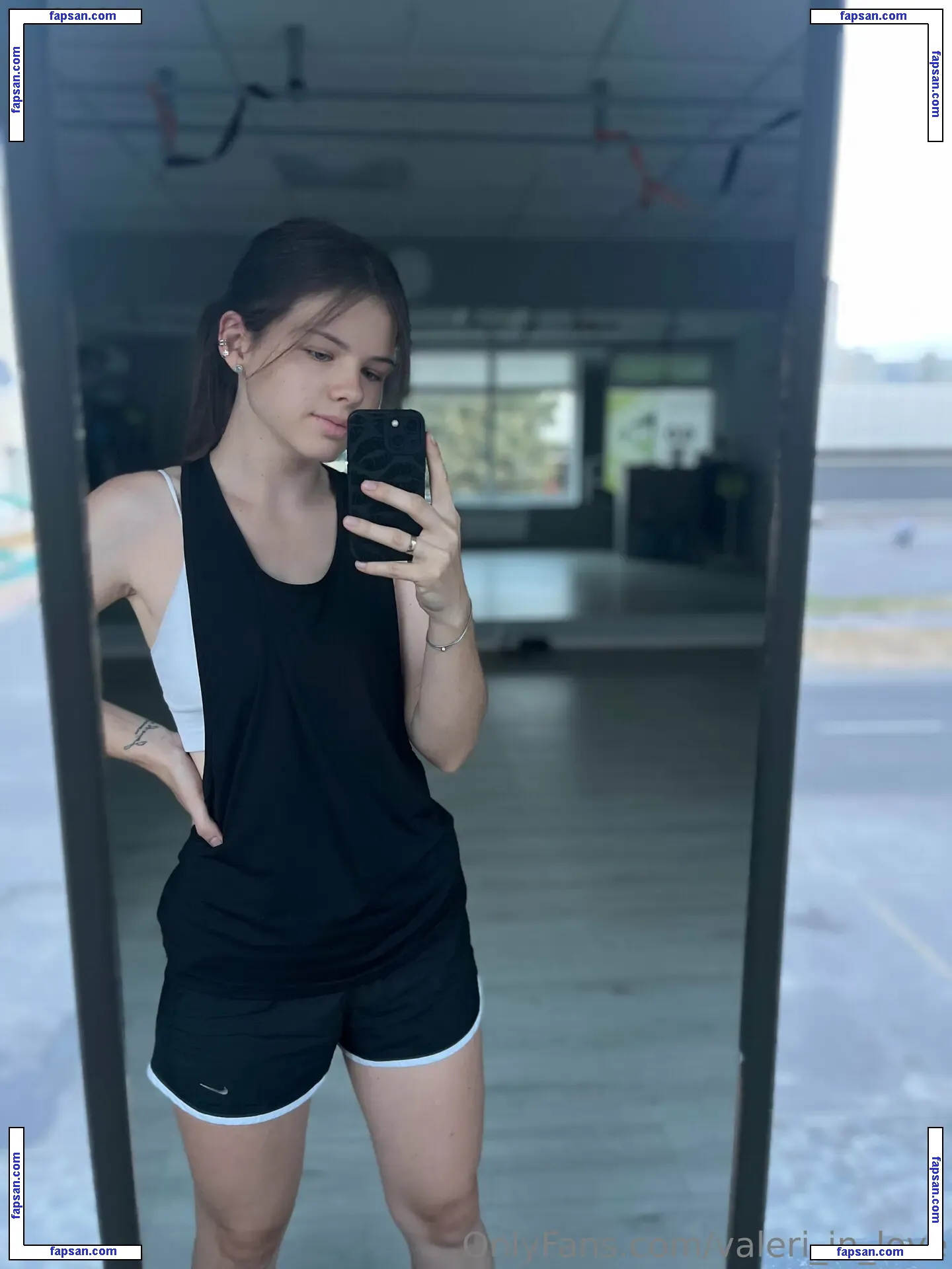 valeri_in_love nude photo #0033 from OnlyFans