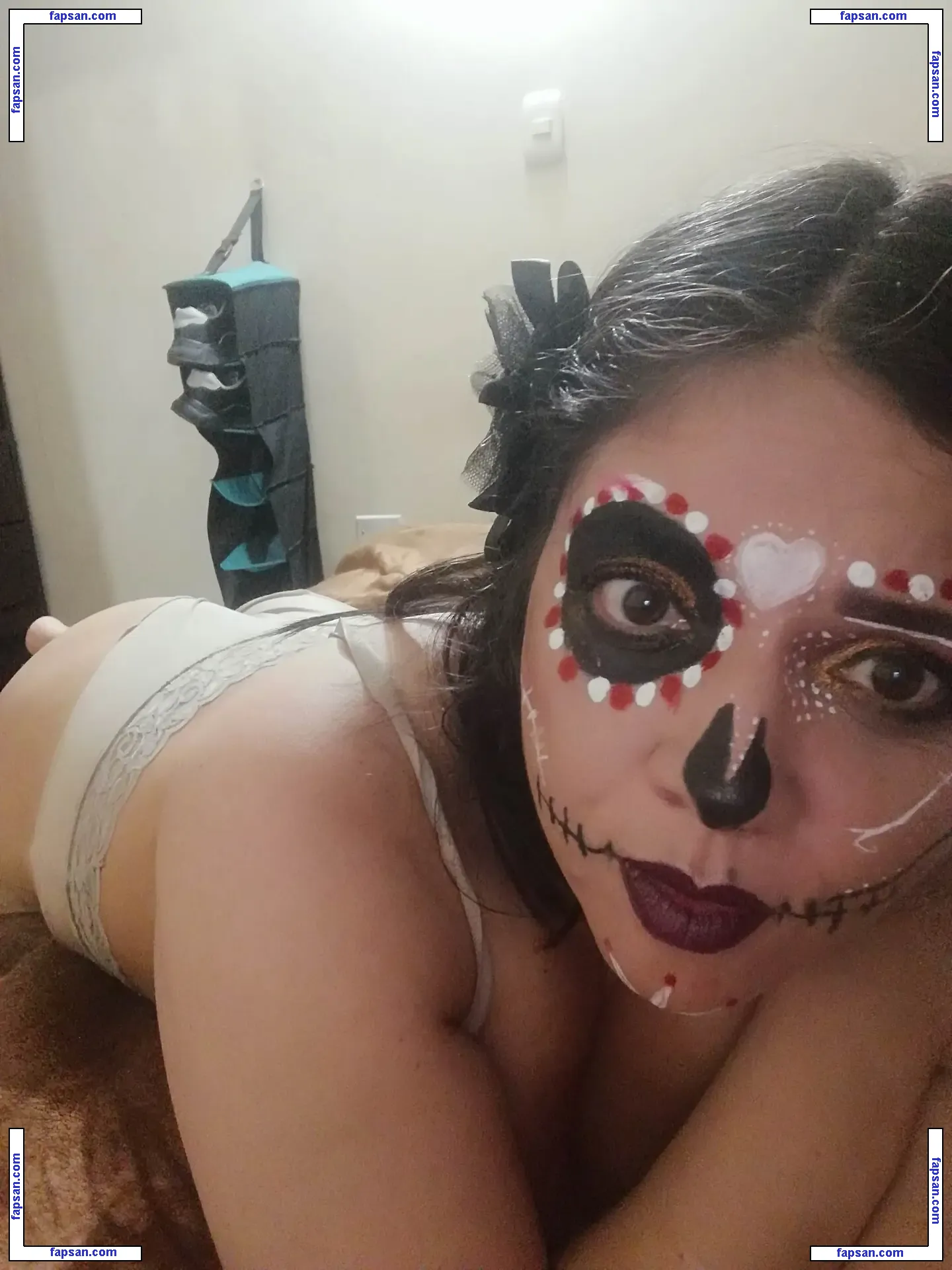 Valeria Estefania Montoya nude photo #0020 from OnlyFans