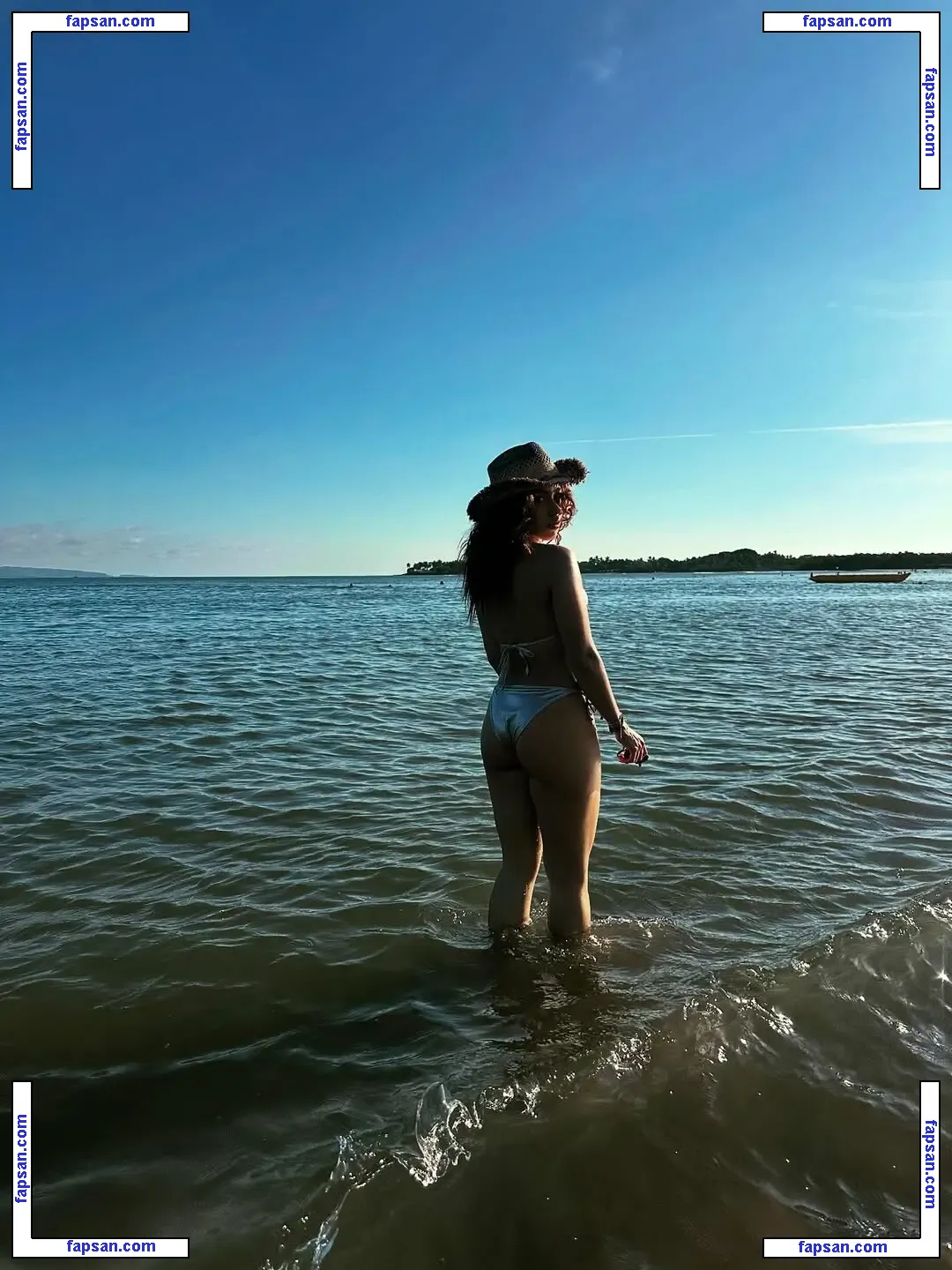 Valeria Madrigal голая фото #0019 с Онлифанс