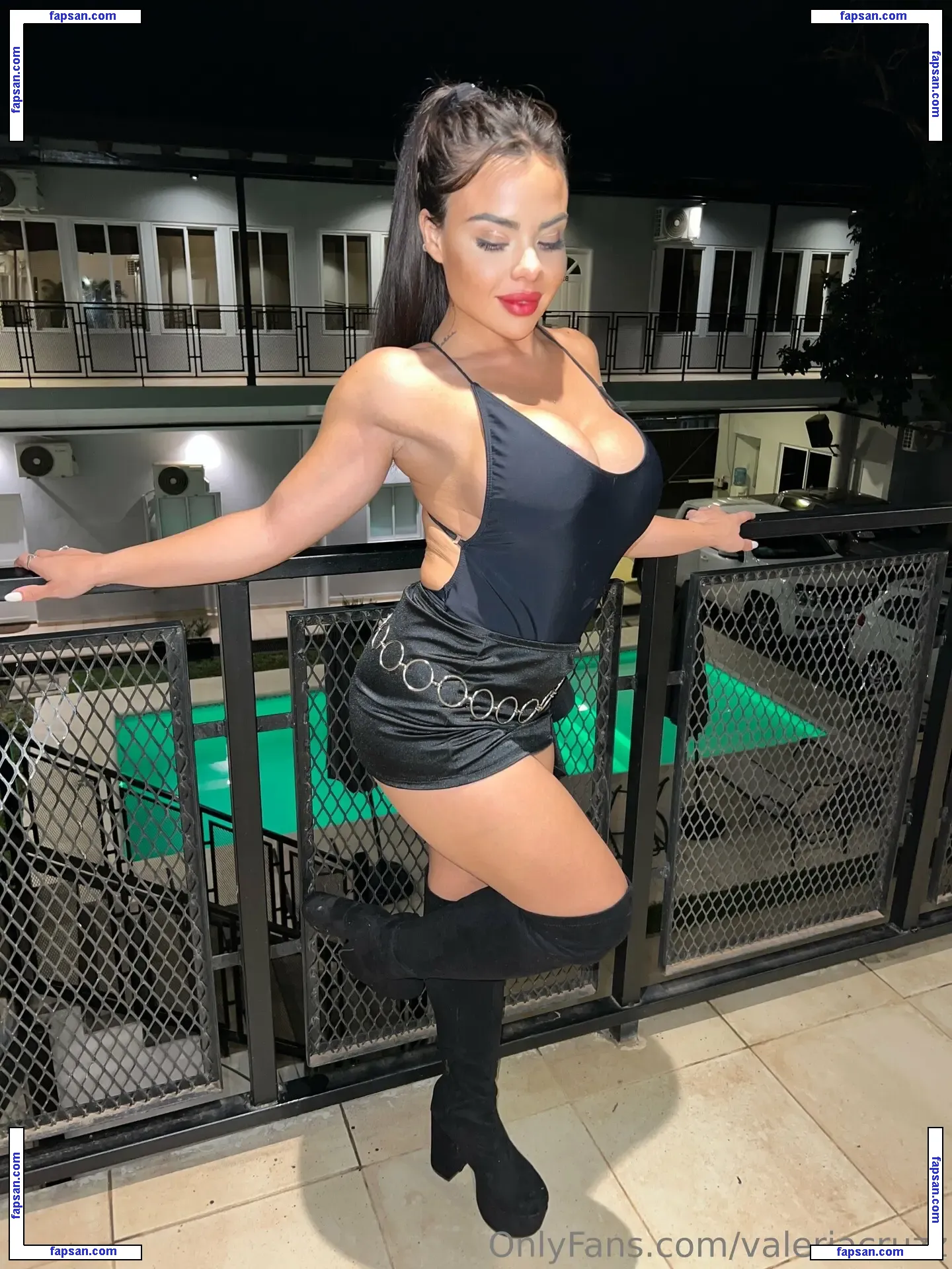valeriacruzz nude photo #0039 from OnlyFans