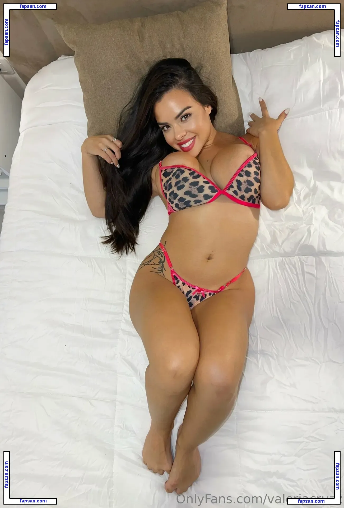valeriacruzz nude photo #0042 from OnlyFans