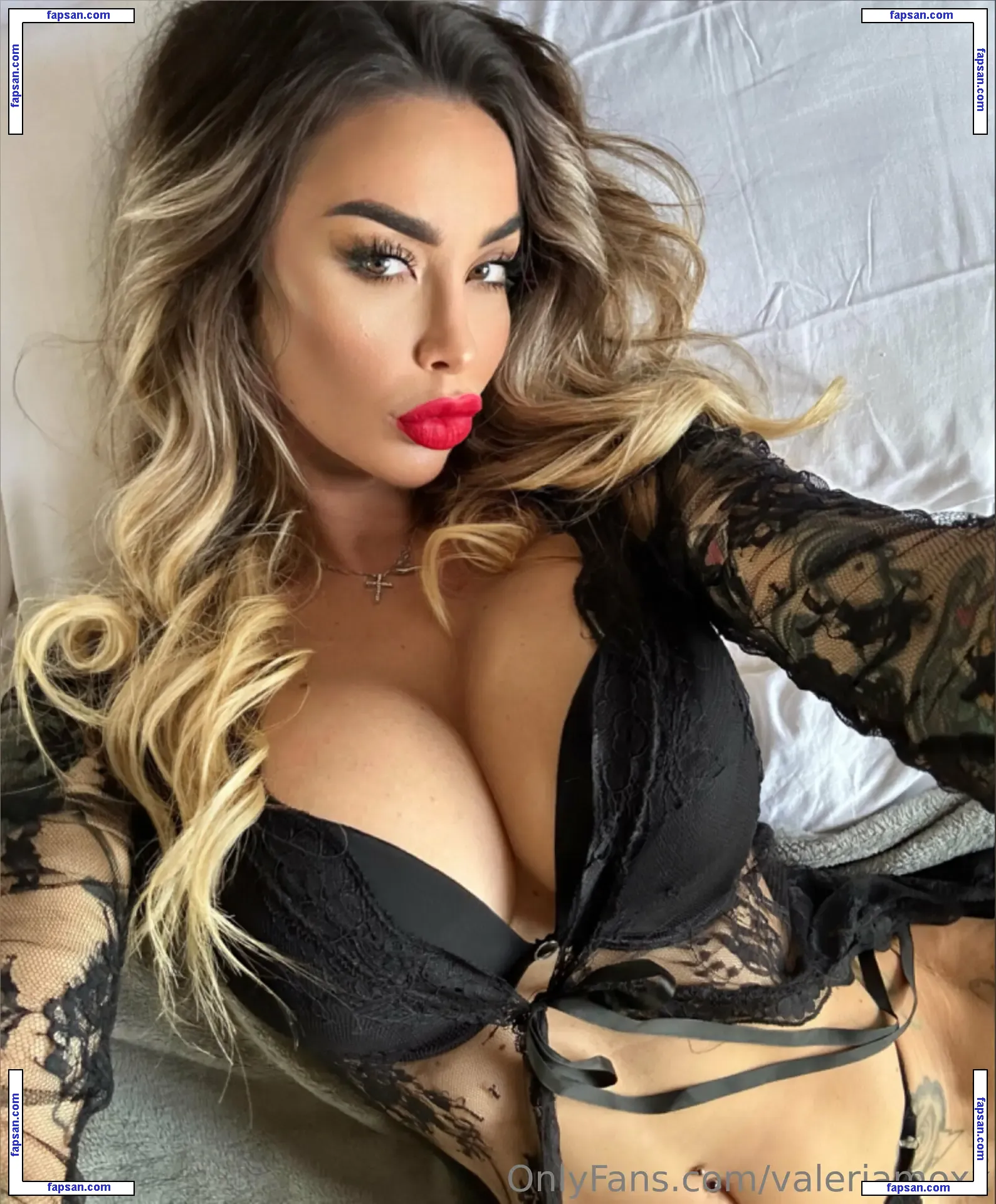 valeriamoxx nude photo #0340 from OnlyFans