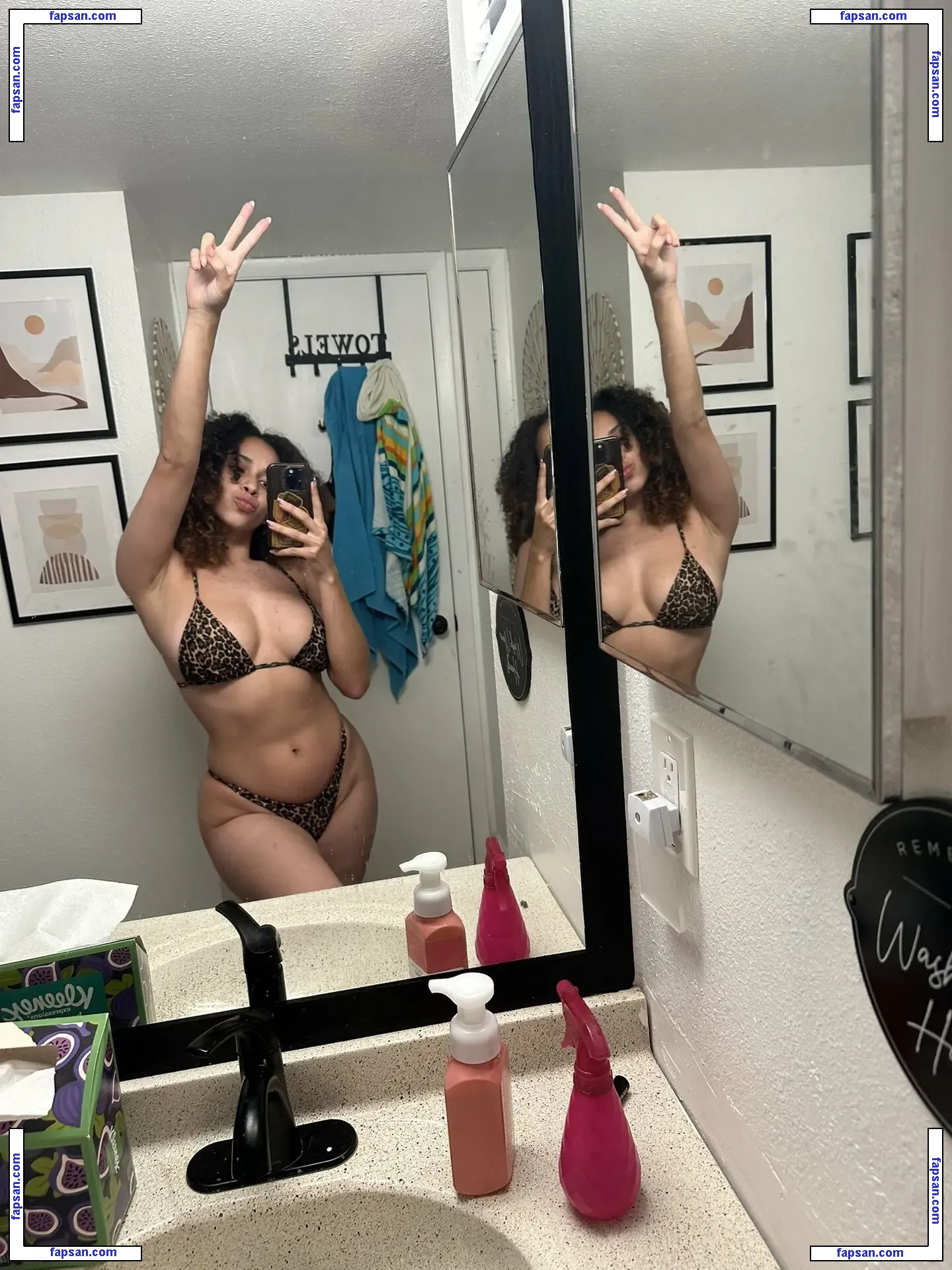 Valerie Cruz nude photo #0018 from OnlyFans