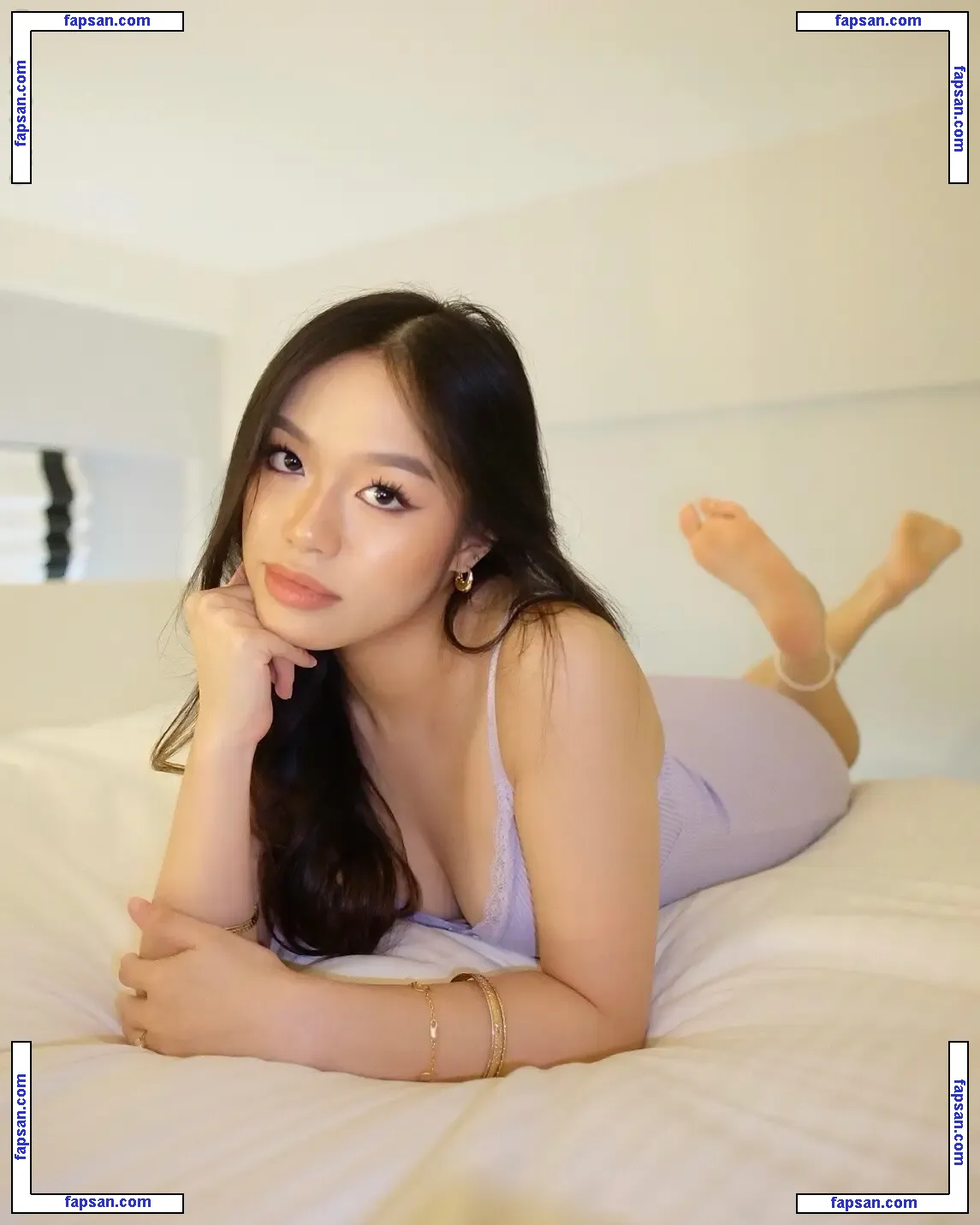 Valerie Versace голая фото #0003 с Онлифанс