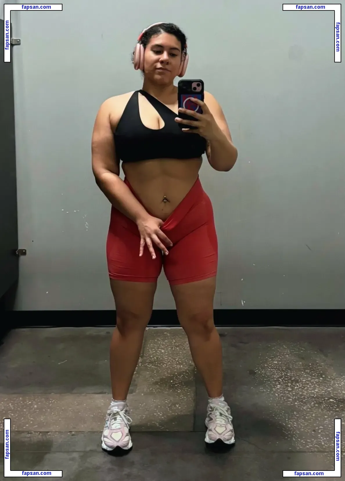 Valeriezun голая фото #0005 с Онлифанс