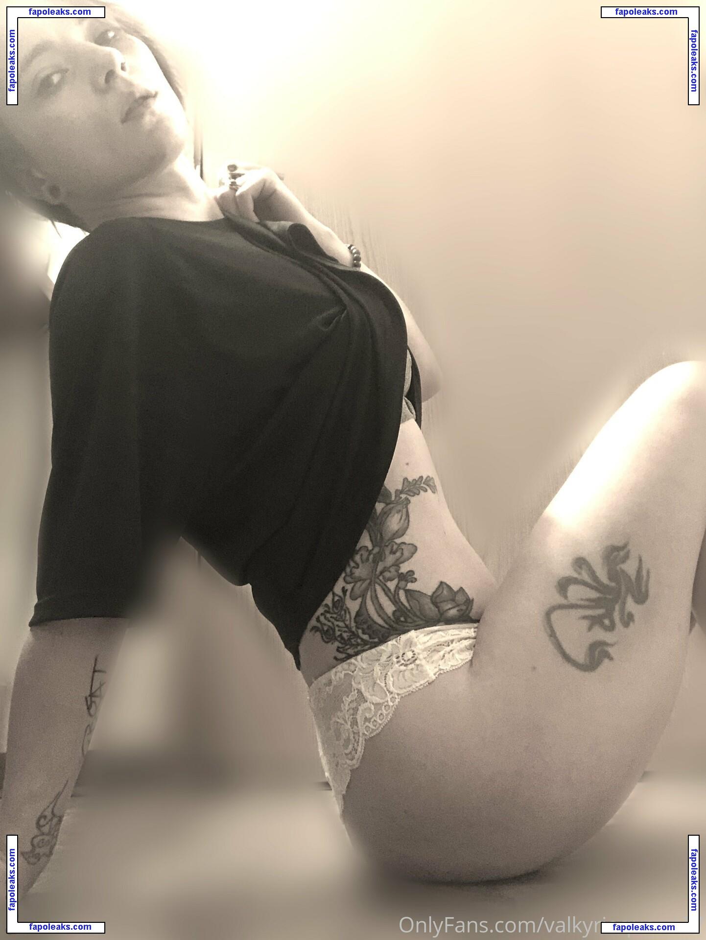 valkyriequeen27 / icequeen01_ nude photo #0035 from OnlyFans