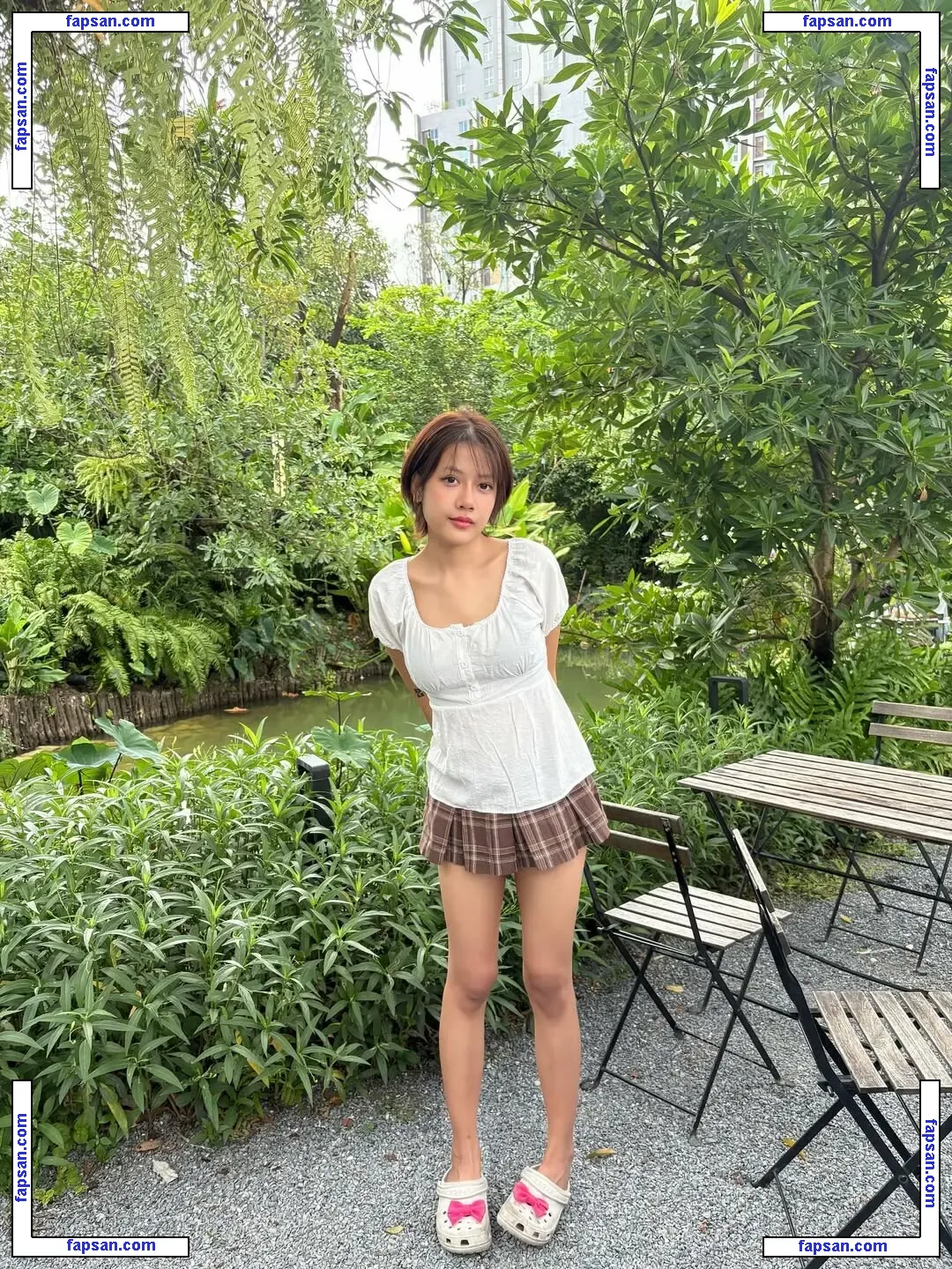 Valniez nude photo #0075 from OnlyFans