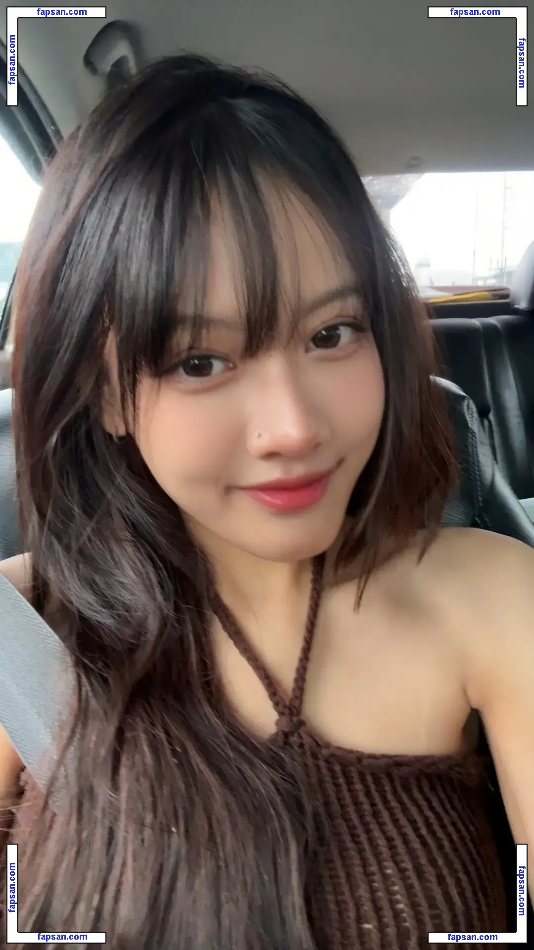 Valniez nude photo #0088 from OnlyFans