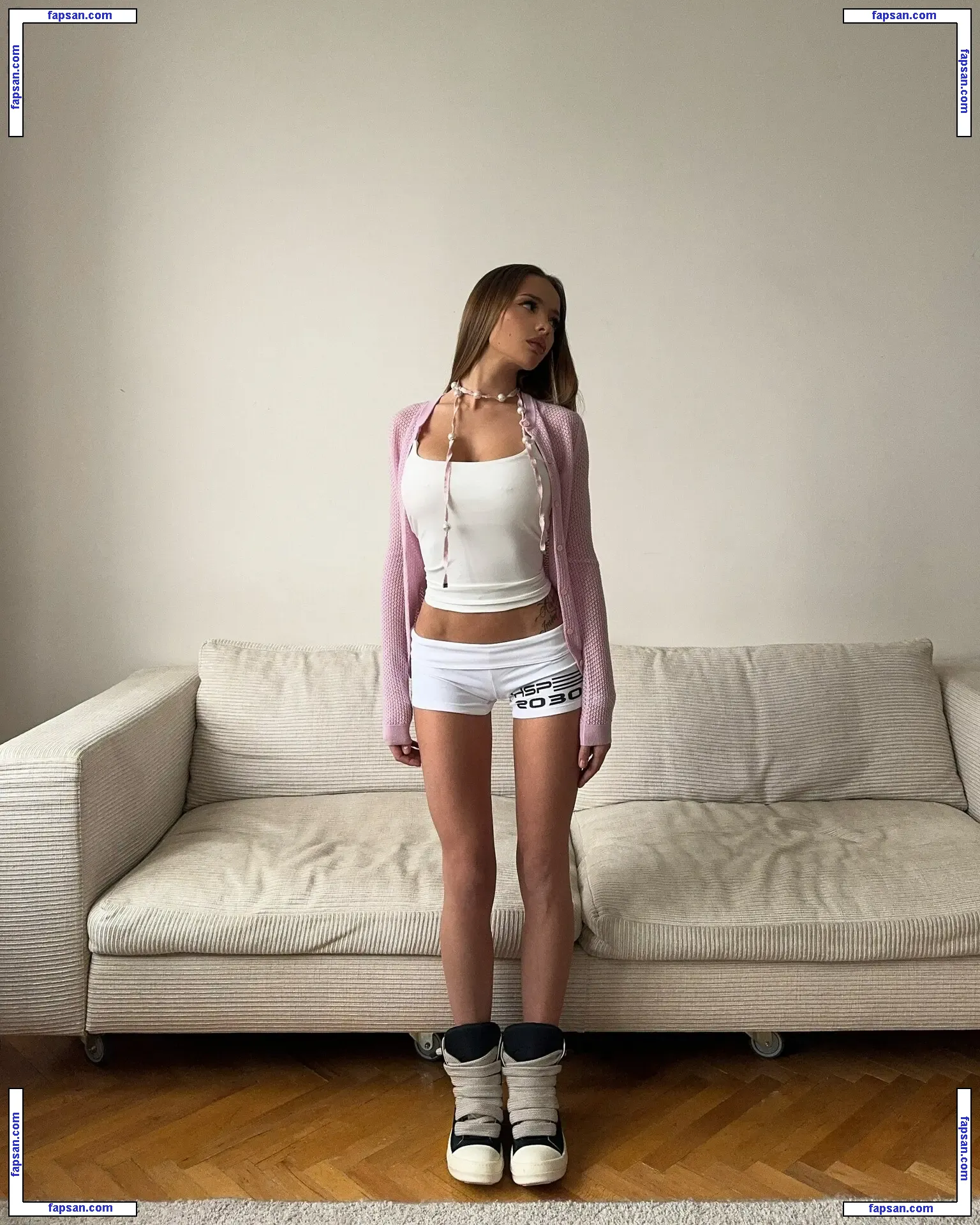 Valya Karnaval голая фото #0082 с Онлифанс