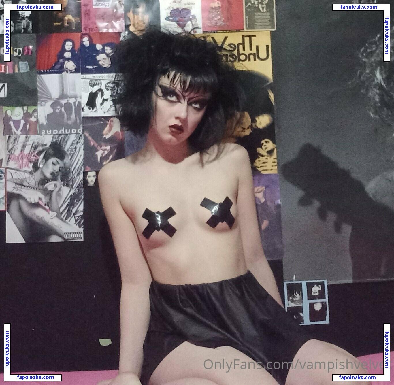 vampishvelvet / vampairyy nude photo #0003 from OnlyFans