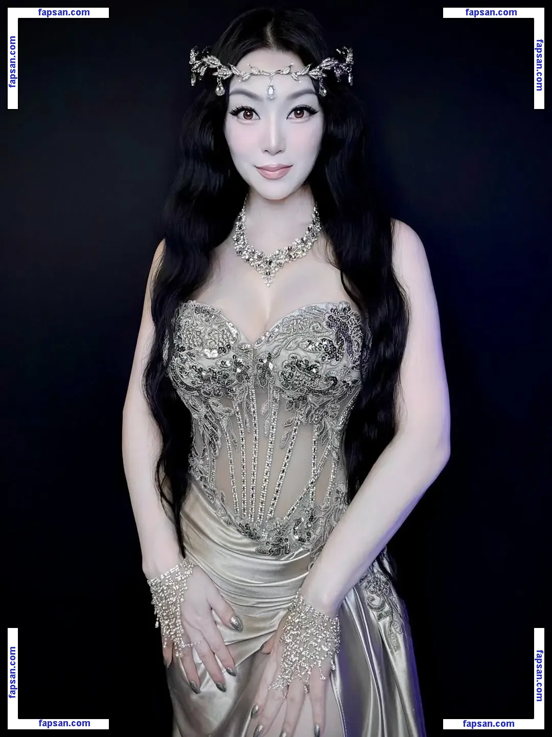 Vampybitme Linda Le голая фото #0015 с Онлифанс