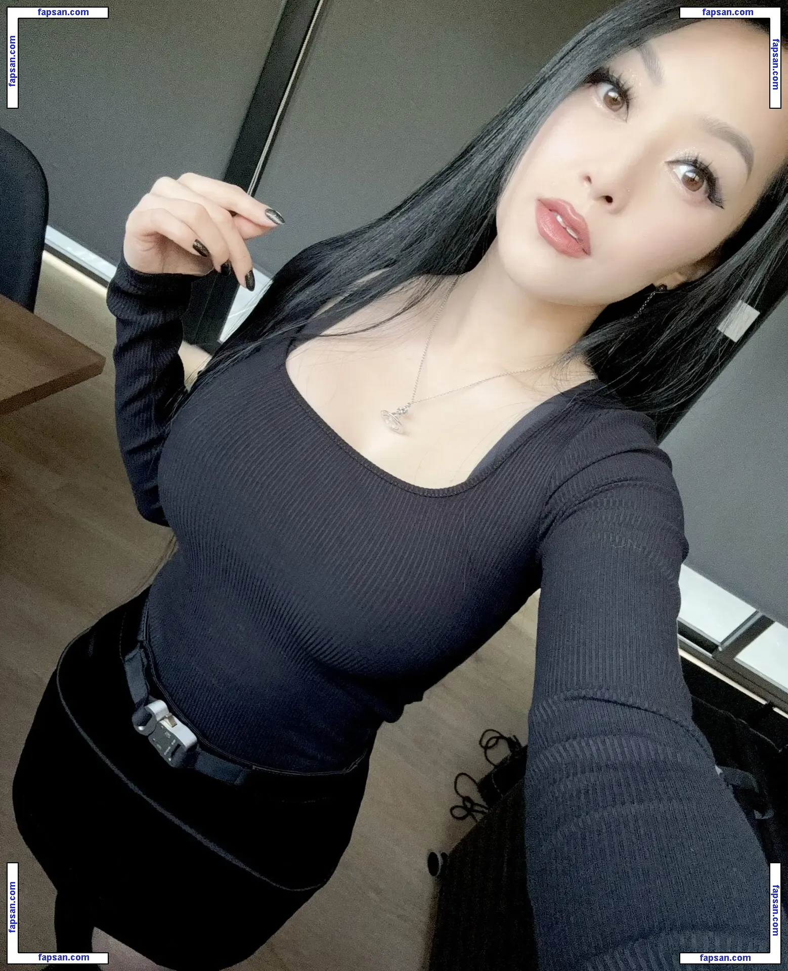 Vampybitme nude photo #0038 from OnlyFans