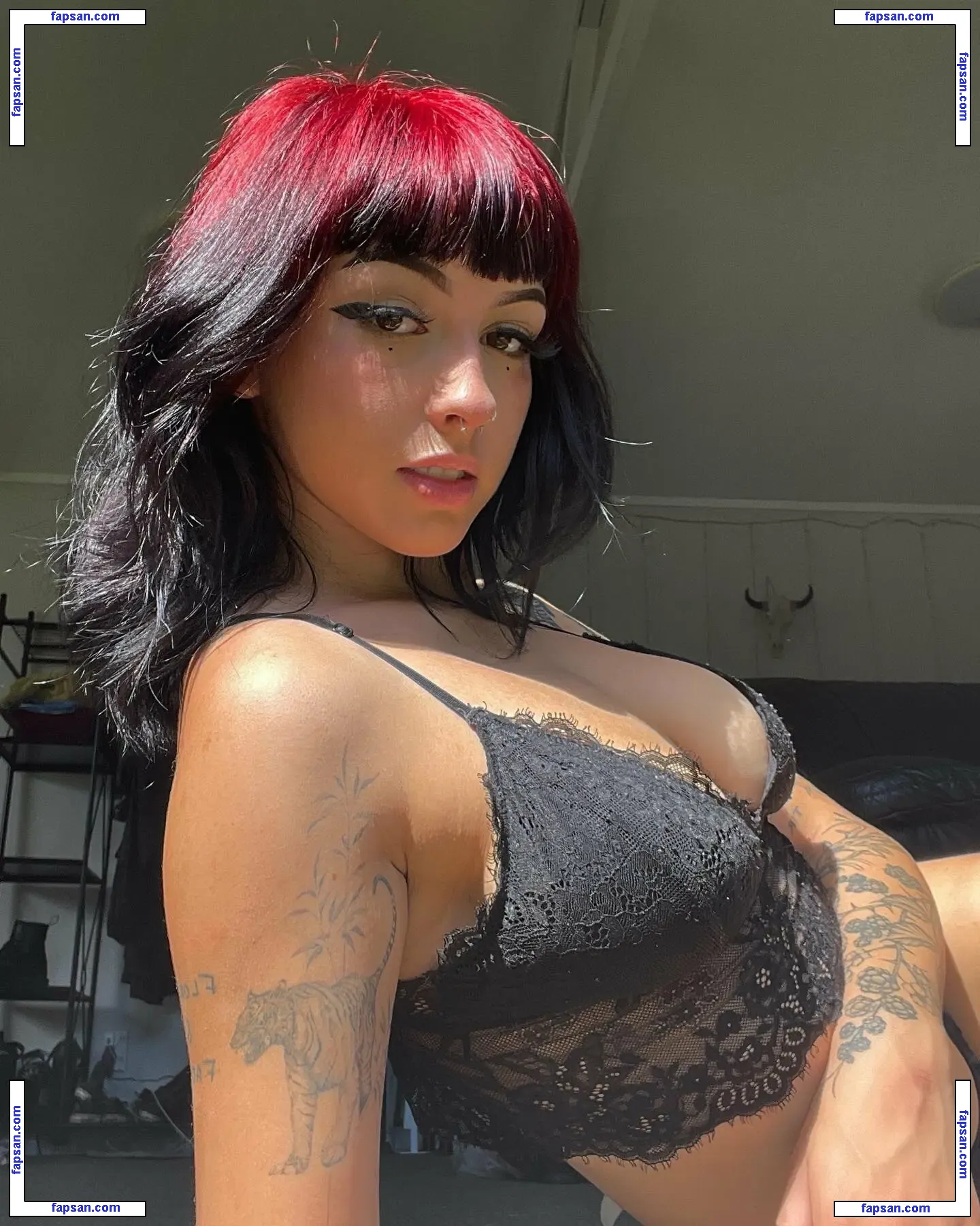 vana_nz / vana__nz nude photo #0005 from OnlyFans