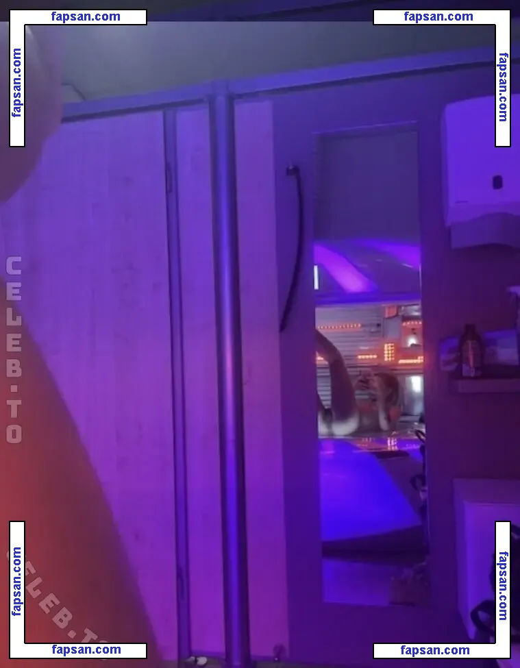 vane.xn nude photo #0002 from OnlyFans