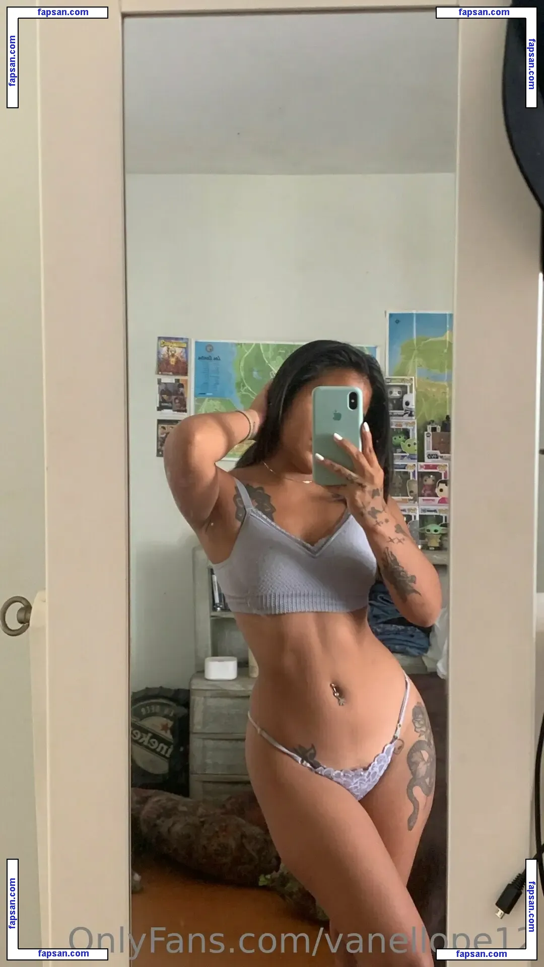 vanellope12 nude photo #0006 from OnlyFans