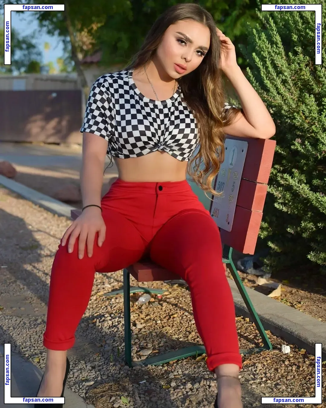 Vanessa Cahue nude photo #0006 from OnlyFans