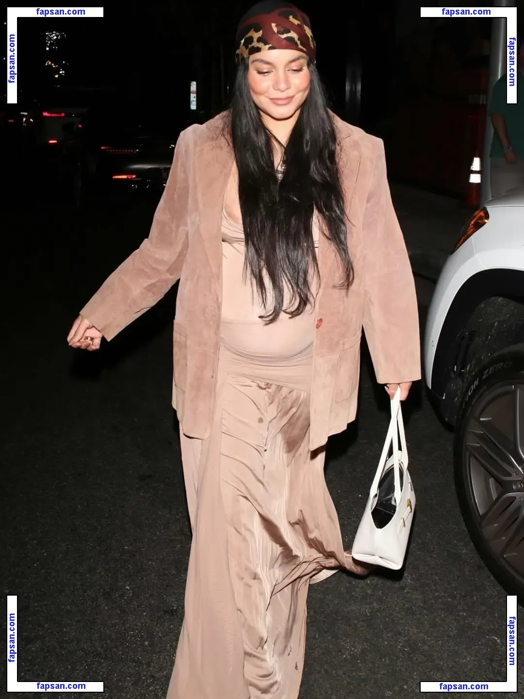 Vanessa Hudgens nude photo #6744 from OnlyFans