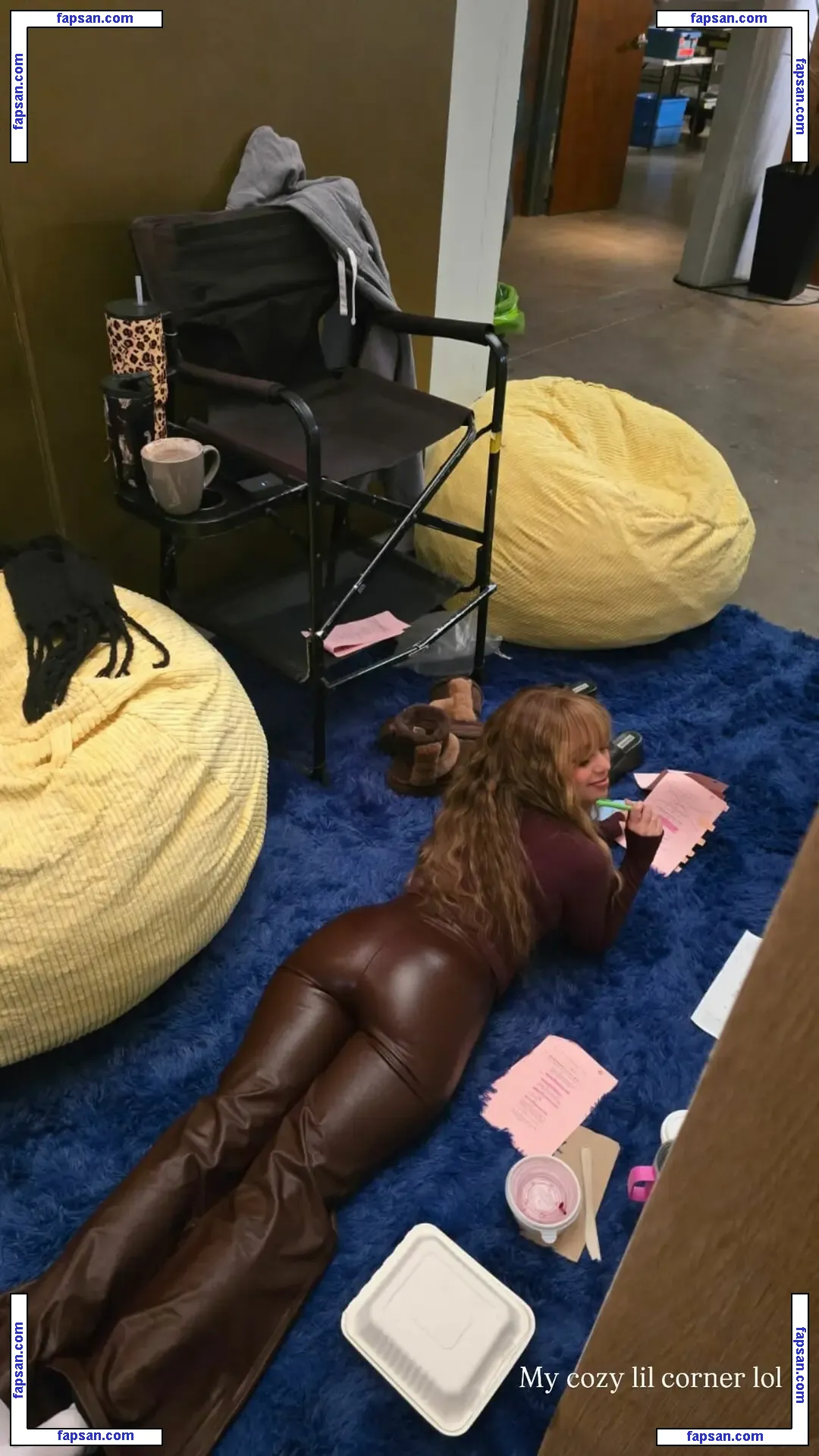 Vanessa Morgan голая фото #0399 с Онлифанс