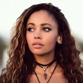 Vanessa Morgan голая #0318