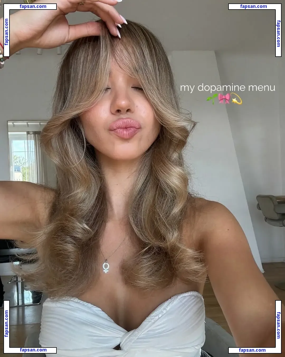 Vanessa Rojewska голая фото #0007 с Онлифанс