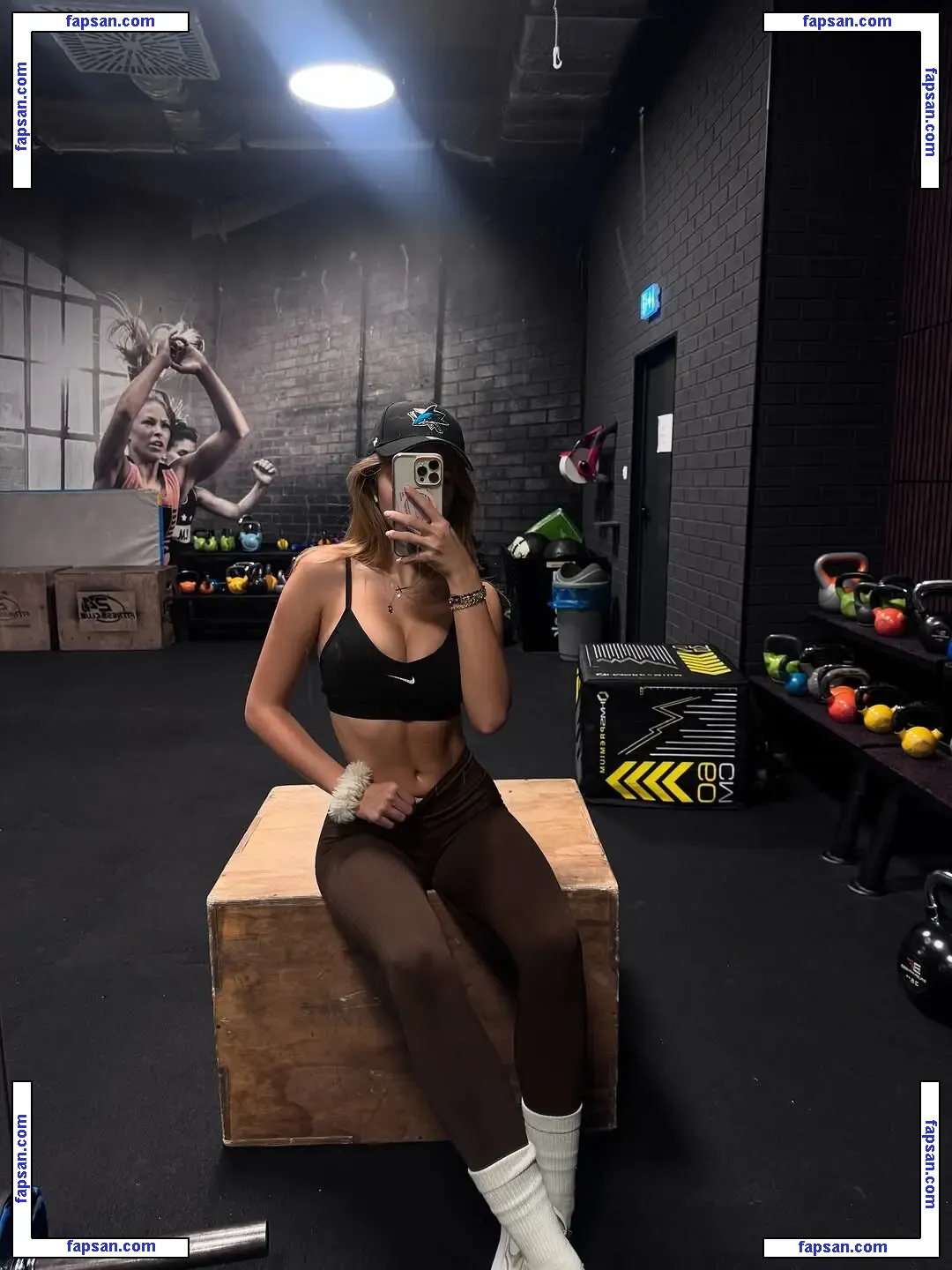 Vanessa Rojewska голая фото #0015 с Онлифанс