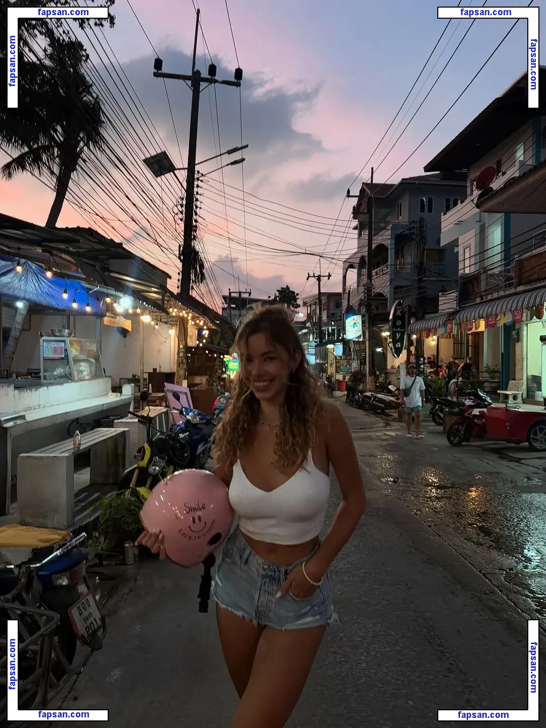 Vanessa Rojewska голая фото #0022 с Онлифанс