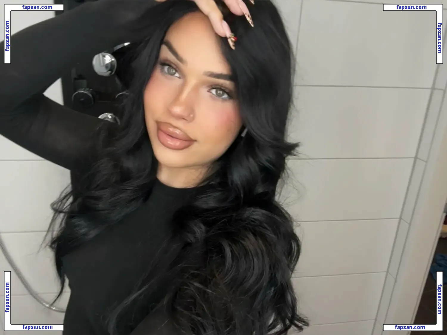 Vanessa Transgirl голая фото #0001 с Онлифанс